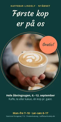 Dørplakat til café — nyåbnet, første kop er gratis