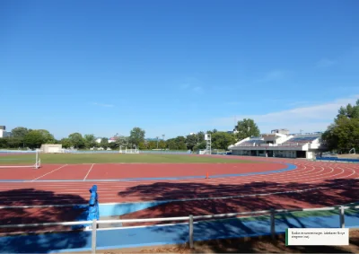 Side 70–71 af Årsskrift for idrætsforening – 96 sider