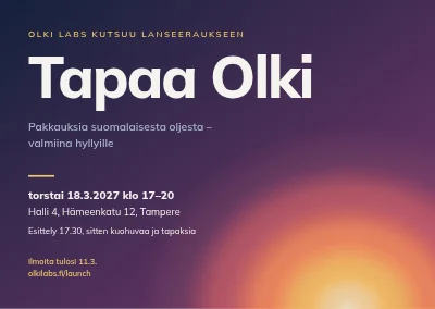 Lanseerausjuhlat — auringonnousu keskiyönsinisellä