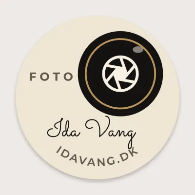 The photographer’s lens